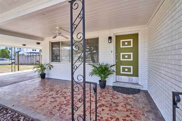 3302 W GRAY STREET, Tampa, FL 33609