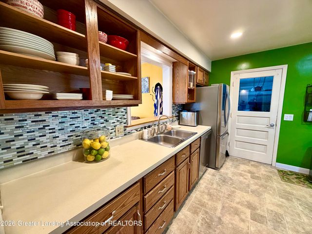 1567 Cahill Drive, East Lansing, MI 48823