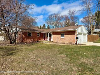 1567 Cahill Drive, East Lansing, MI 48823