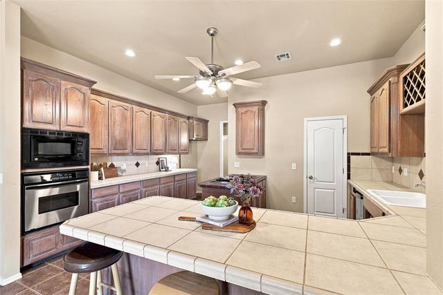 12840 Park Hill Road, Oklahoma City, OK 73142
