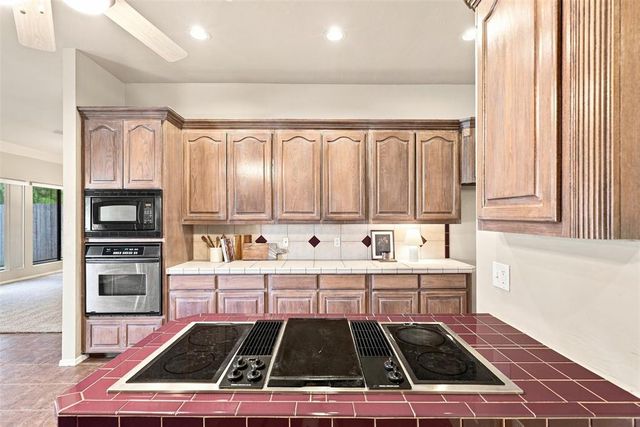 12840 Park Hill Road, Oklahoma City, OK 73142