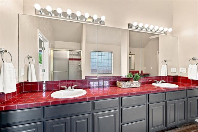 12840 Park Hill Road, Oklahoma City, OK 73142