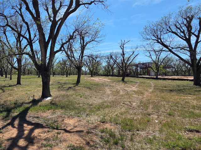 2343 E Landings S, Granbury, TX 76049