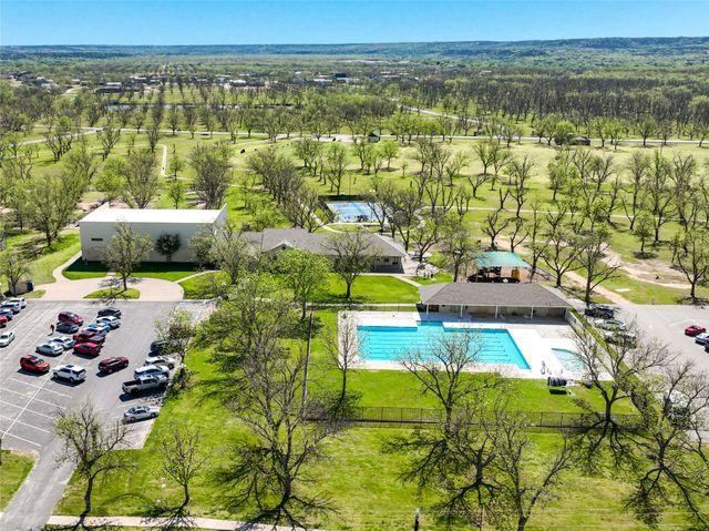 2343 E Landings S, Granbury, TX 76049