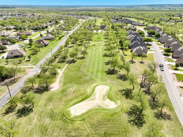 2343 E Landings S, Granbury, TX 76049