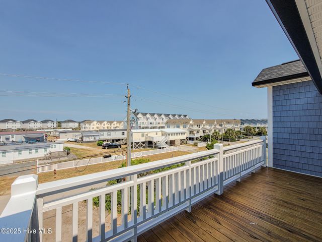 739 Duneridge Court, Holly Ridge, NC 28445