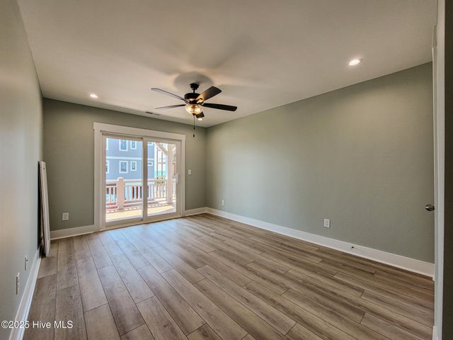 739 Duneridge Court, Holly Ridge, NC 28445