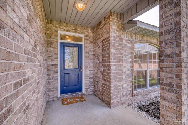 1756 Ivalea Cir, Navarre, FL 32566