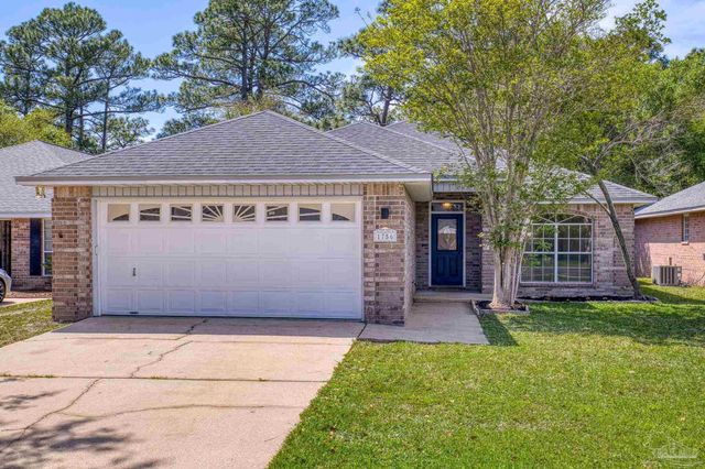 1756 Ivalea Cir, Navarre, FL 32566