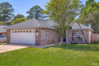 1756 Ivalea Cir, Navarre, FL 32566