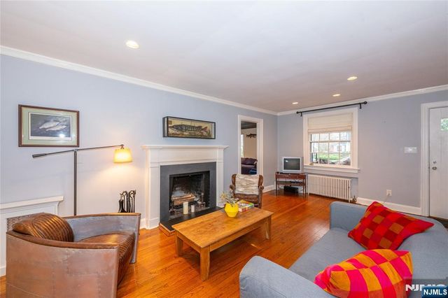 139 Glenwood Road, Ridgewood, NJ 07450