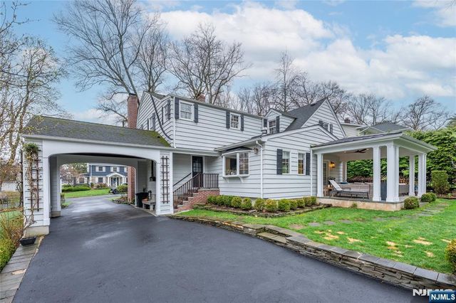 139 Glenwood Road, Ridgewood, NJ 07450