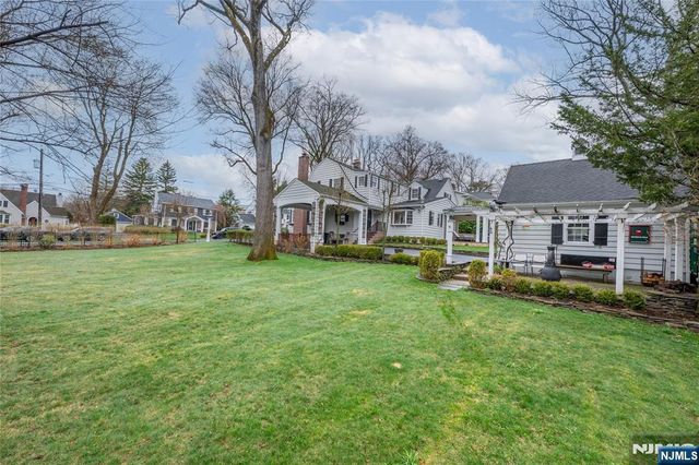 139 Glenwood Road, Ridgewood, NJ 07450