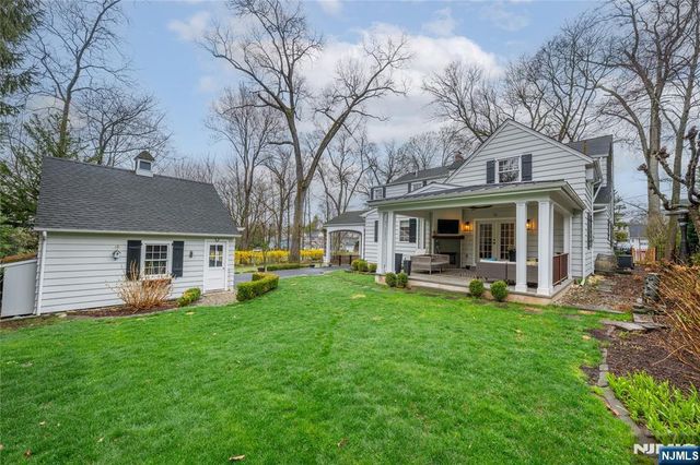 139 Glenwood Road, Ridgewood, NJ 07450