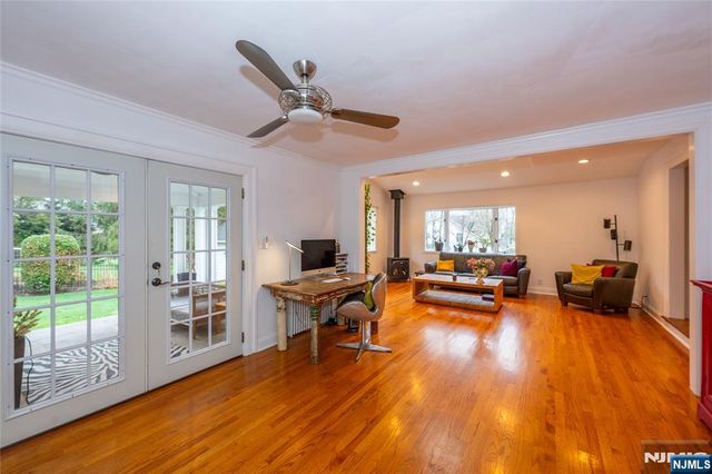 139 Glenwood Road, Ridgewood, NJ 07450