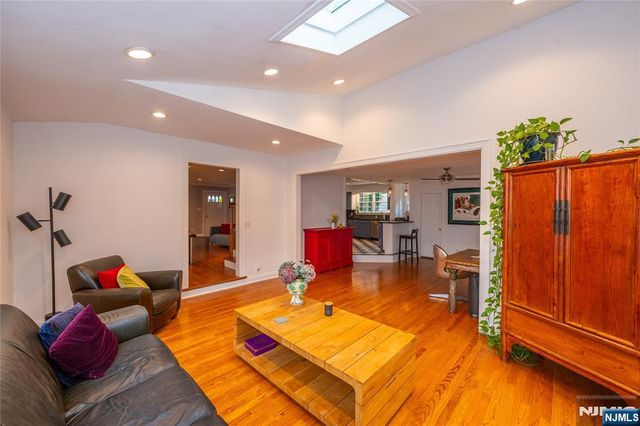 139 Glenwood Road, Ridgewood, NJ 07450