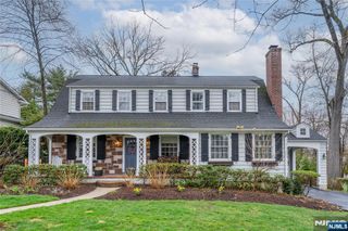 139 Glenwood Road, Ridgewood, NJ 07450