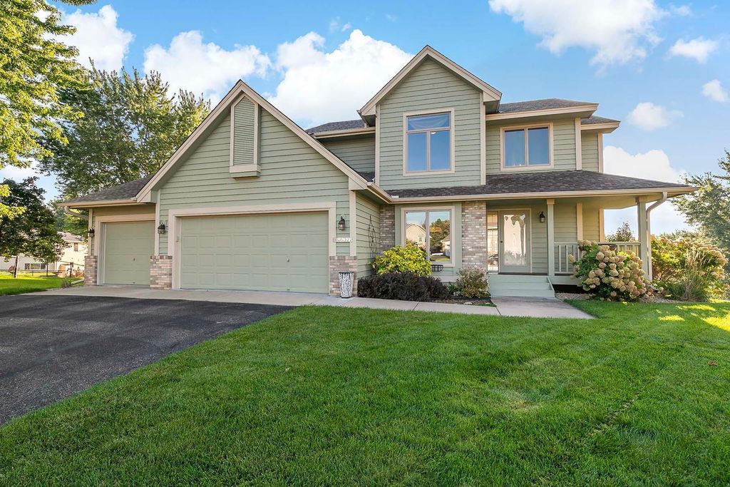 16377 Greenbriar Court, Lakeville, MN 55044