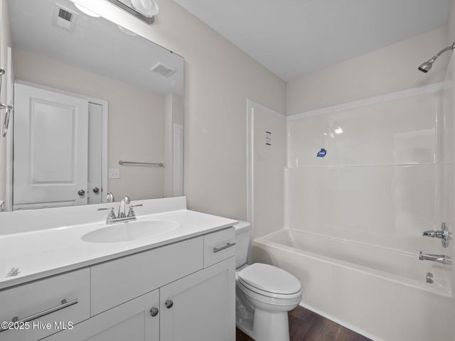 803 Tupelo Tree Drive, Hubert, NC 28539