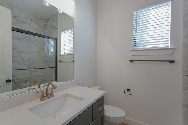 564 Tawny Rim Drive, Willis, TX 77318