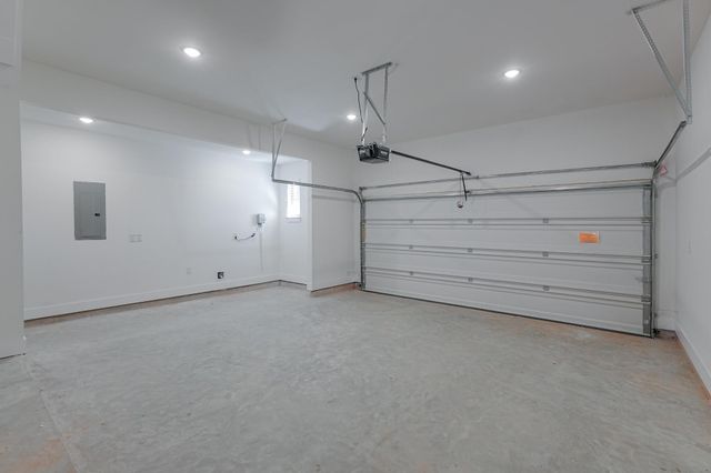 564 Tawny Rim Drive, Willis, TX 77318