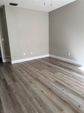 4057 SW Haycroft St, Port St. Lucie, FL 34953