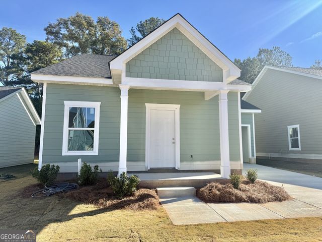 226 Lenox Circle, Lagrange, GA 30241