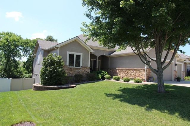 1101 NW Pecan Drive, Grain Valley, MO 64029