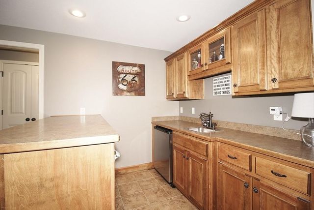 1101 NW Pecan Drive, Grain Valley, MO 64029