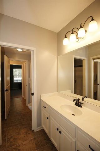 1101 NW Pecan Drive, Grain Valley, MO 64029