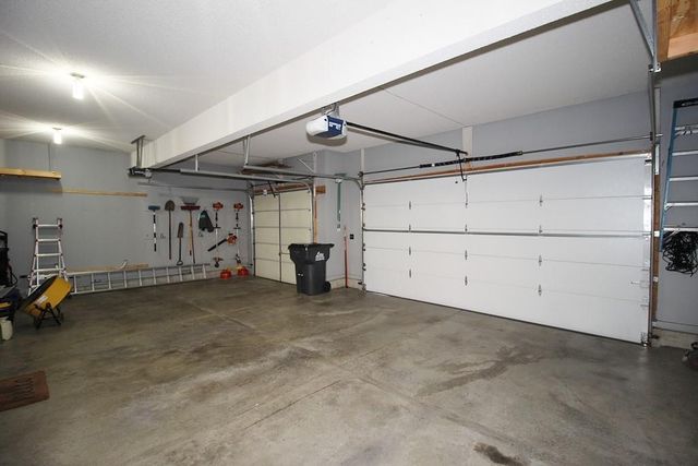 1101 NW Pecan Drive, Grain Valley, MO 64029