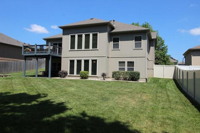 1101 NW Pecan Drive, Grain Valley, MO 64029