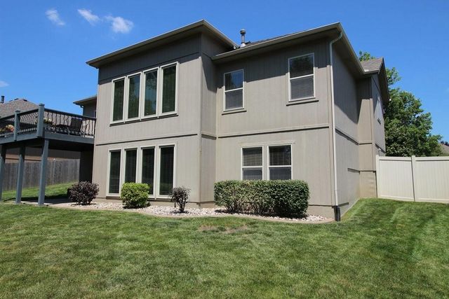 1101 NW Pecan Drive, Grain Valley, MO 64029
