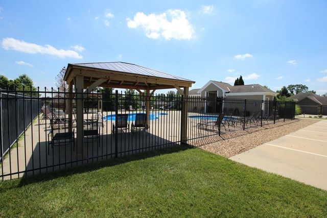 1101 NW Pecan Drive, Grain Valley, MO 64029
