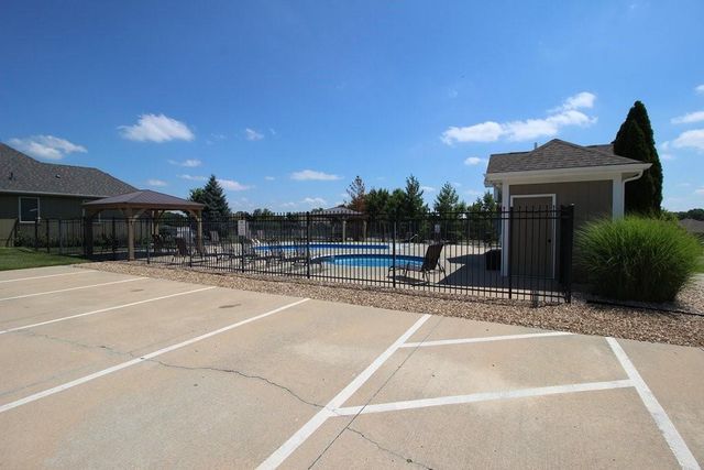 1101 NW Pecan Drive, Grain Valley, MO 64029