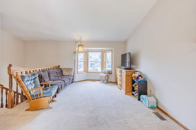 3665 James Court, Hastings, MN 55033