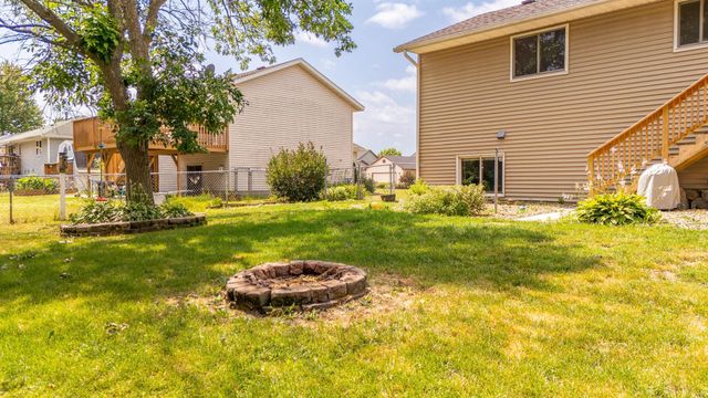 3665 James Court, Hastings, MN 55033
