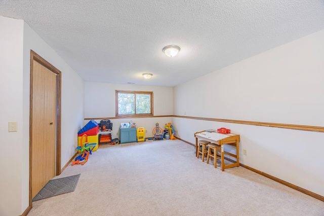 3665 James Court, Hastings, MN 55033