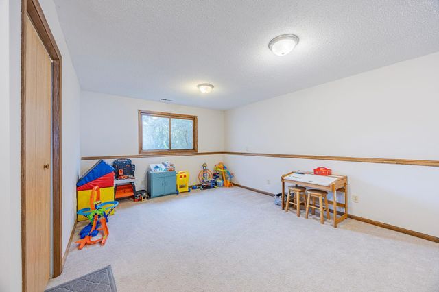 3665 James Court, Hastings, MN 55033