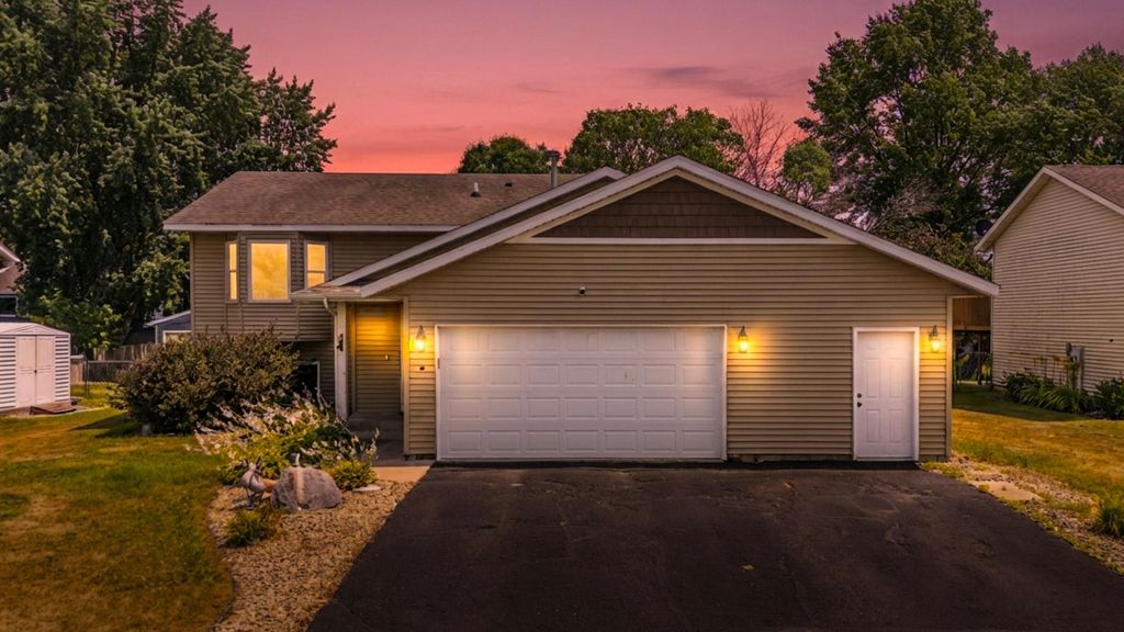 3665 James Court, Hastings, MN 55033
