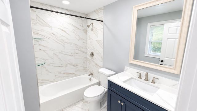 971 Washington St 1, Stoughton, MA 02072