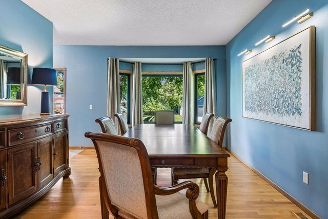 10460 170th Street W, Lakeville, MN 55044