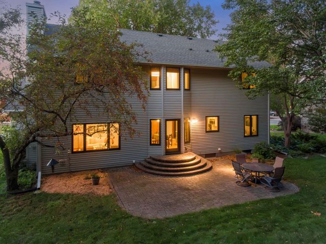 10460 170th Street W, Lakeville, MN 55044
