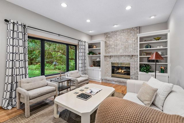 10460 170th Street W, Lakeville, MN 55044