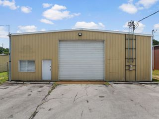 1107 Buffalo Road, Lawrenceburg, TN 38464