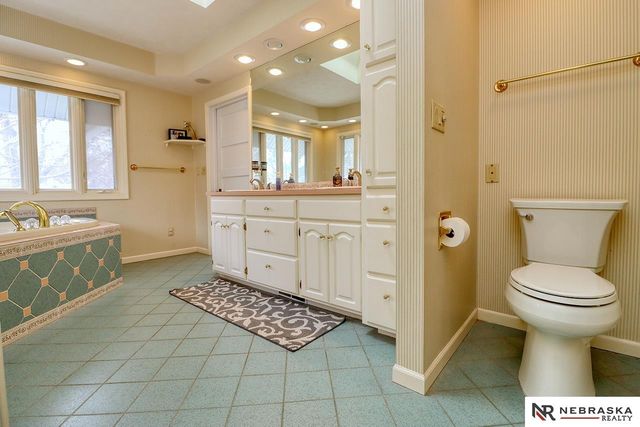 1010 Grove Avenue, Crete, NE 68333