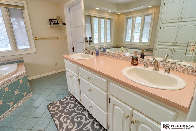 1010 Grove Avenue, Crete, NE 68333