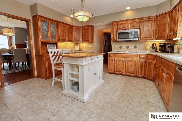 1010 Grove Avenue, Crete, NE 68333