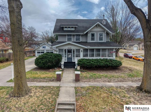 1010 Grove Avenue, Crete, NE 68333