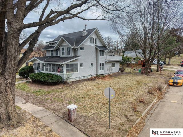 1010 Grove Avenue, Crete, NE 68333